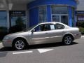 2000 Sunlit Sand Metallic Nissan Maxima GLE  photo #3