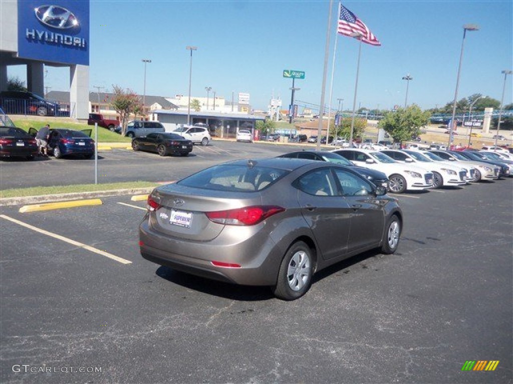 2016 Elantra SE - Desert Bronze / Beige photo #7