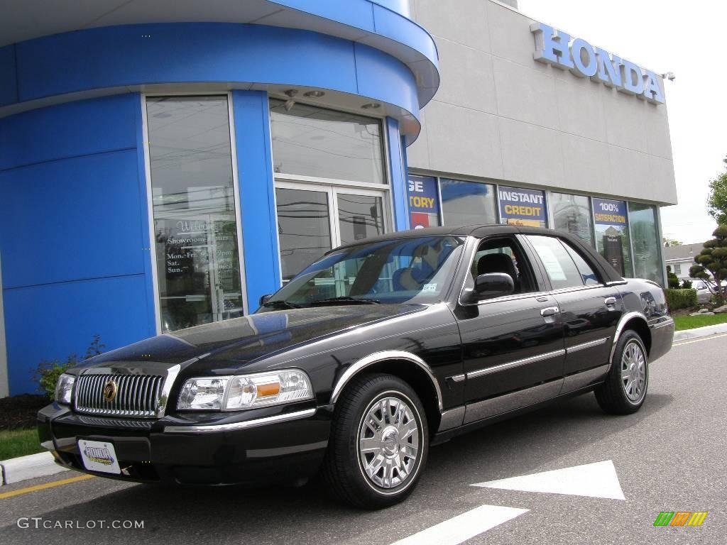2008 Grand Marquis GS - Black Clearcoat / Charcoal Black photo #1
