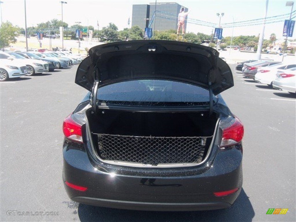 2016 Elantra Value Edition - Phantom Black / Black photo #9