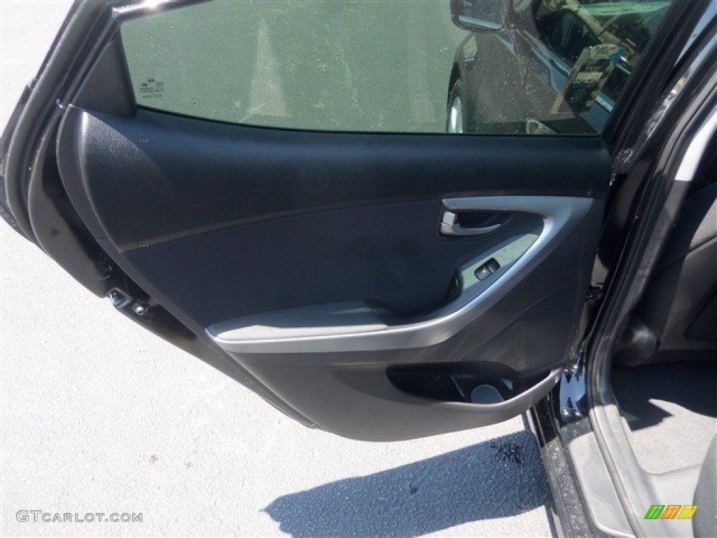2016 Elantra Value Edition - Phantom Black / Black photo #10