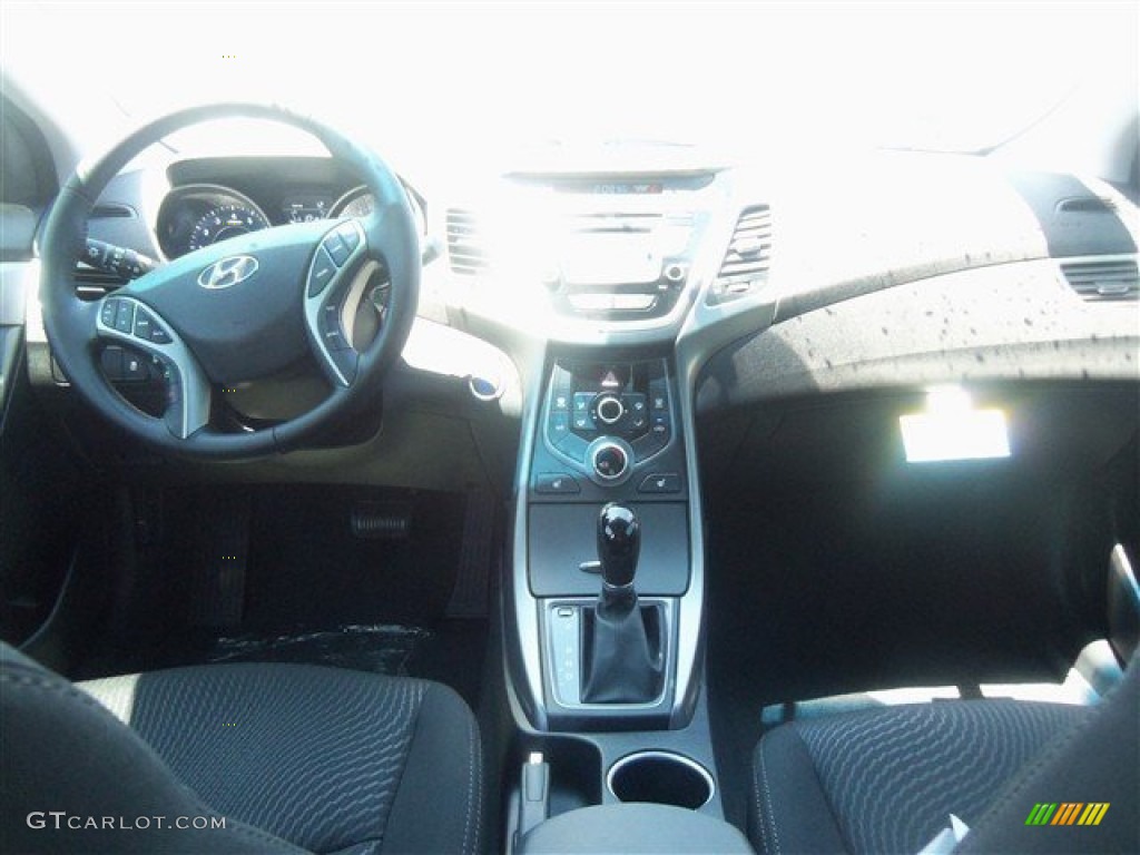 2016 Elantra Value Edition - Phantom Black / Black photo #12