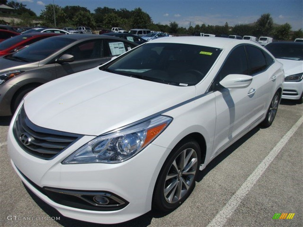 Diamond White Pearl 2015 Hyundai Azera Standard Azera Model Exterior Photo #106637414