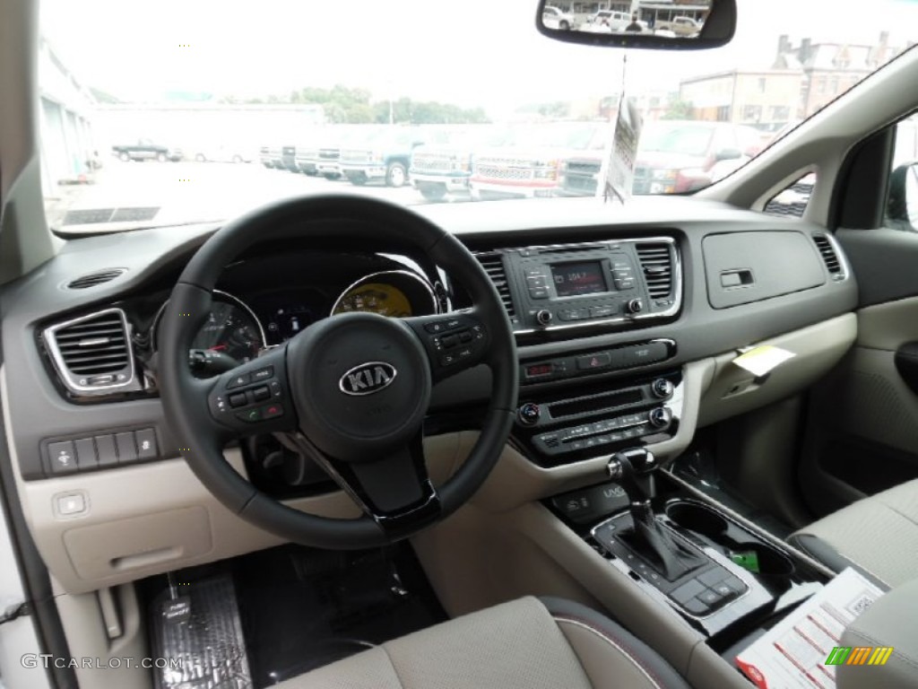 Gray Interior 2016 Kia Sedona EX Photo #106638052