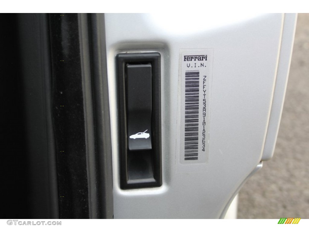 2001 Ferrari 360 Spider F1 Controls Photo #106638056