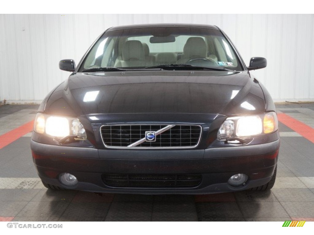 2004 S60 2.5T - Black / Graphite photo #4