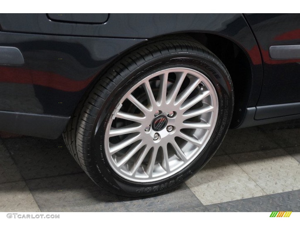 2004 S60 2.5T - Black / Graphite photo #48