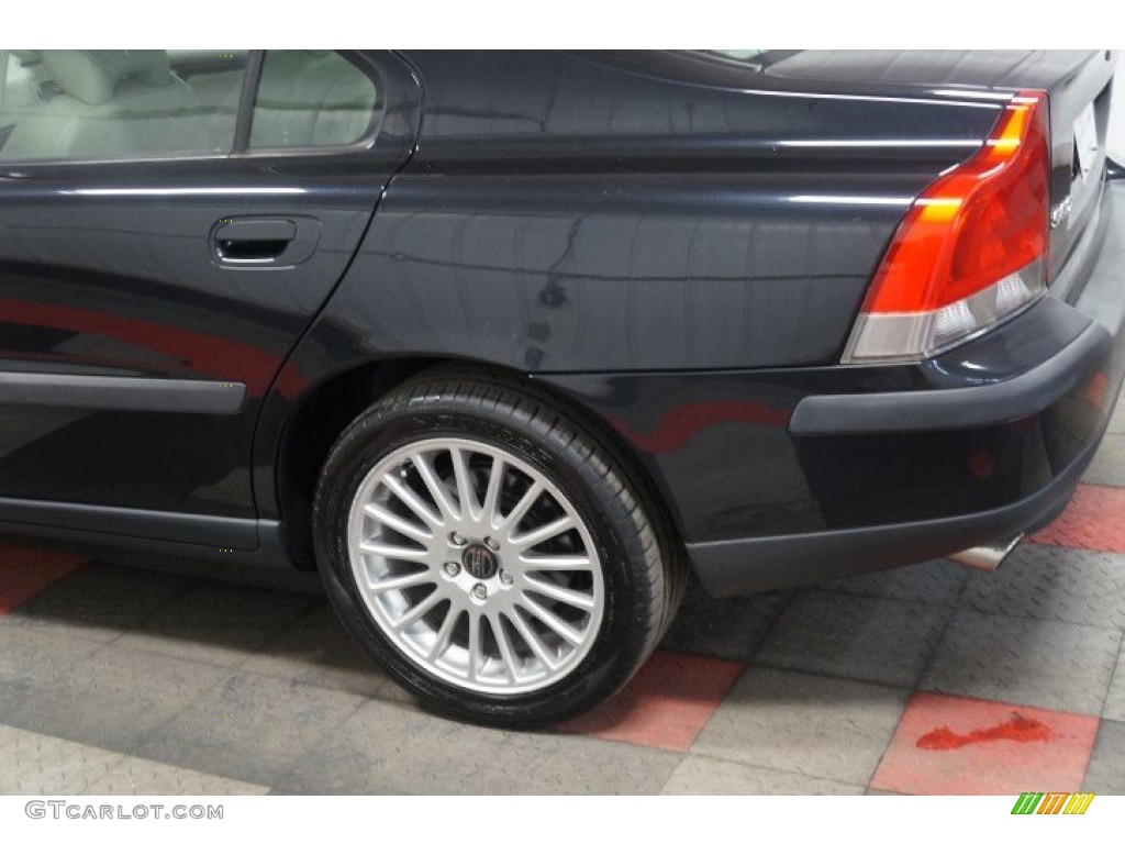 2004 S60 2.5T - Black / Graphite photo #55