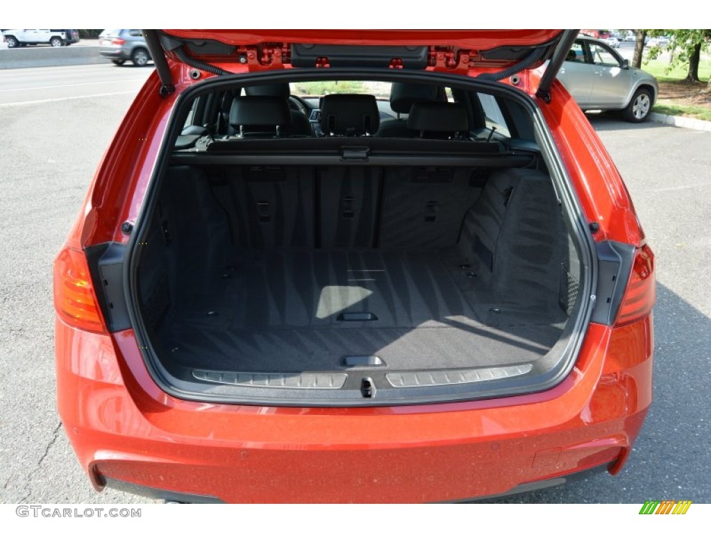 2015 BMW 3 Series 328d xDrive Sports Wagon Trunk Photos