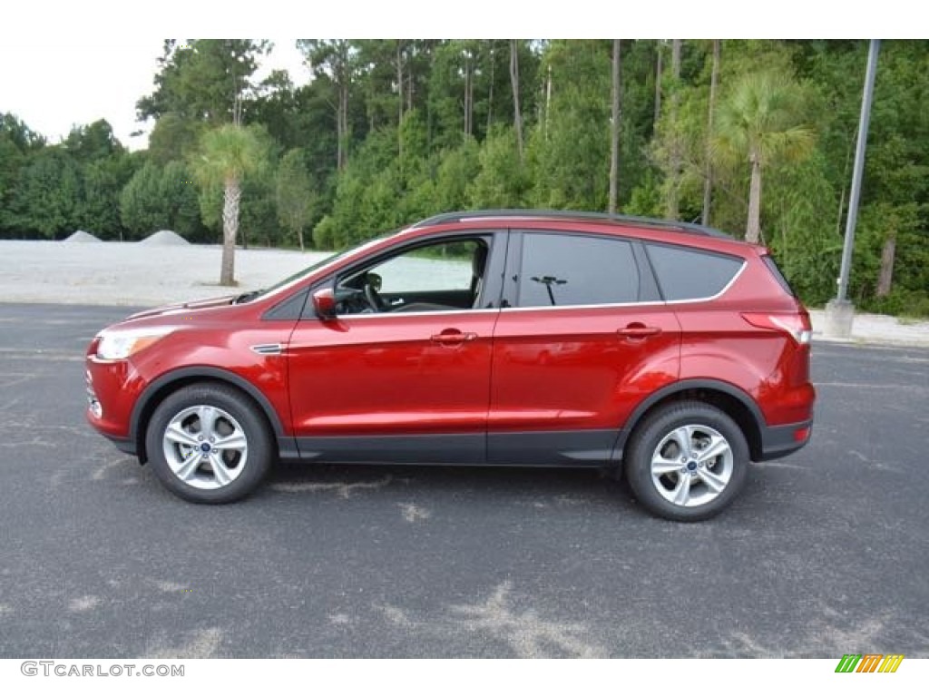 2016 Escape SE - Ruby Red Metallic / Medium Light Stone photo #9