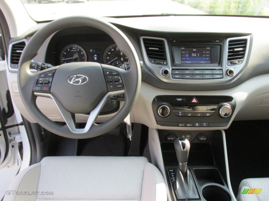 2016 Hyundai Tucson SE AWD Beige Dashboard Photo #106645924