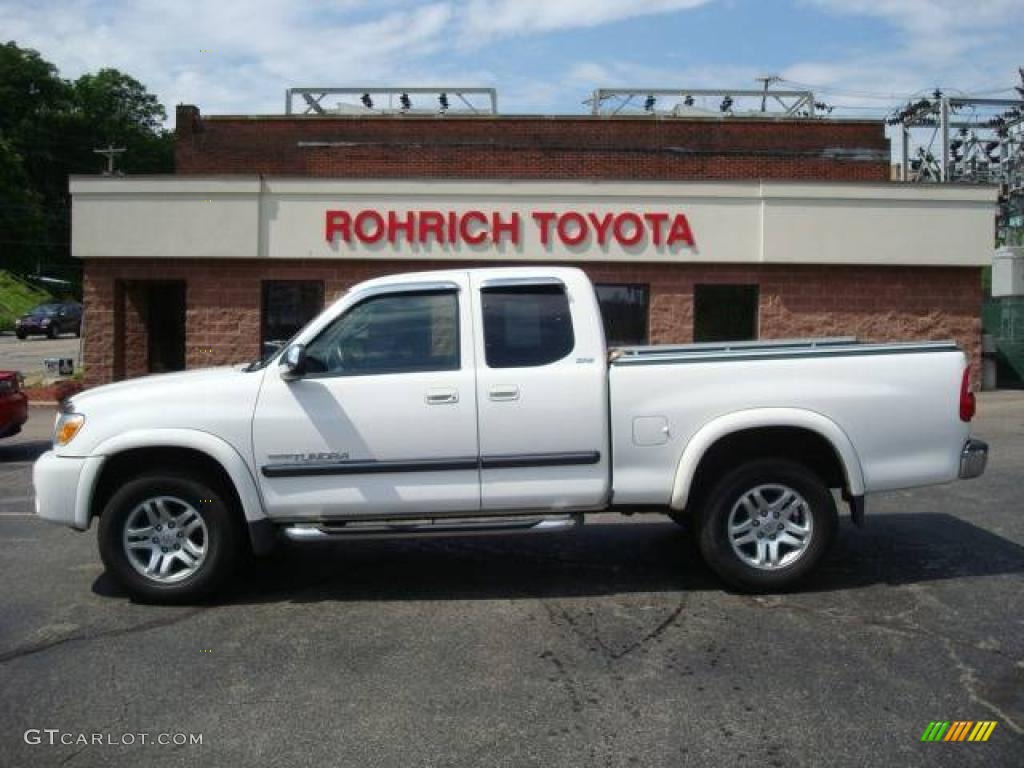 2006 Tundra SR5 Access Cab 4x4 - Natural White / Light Charcoal photo #1