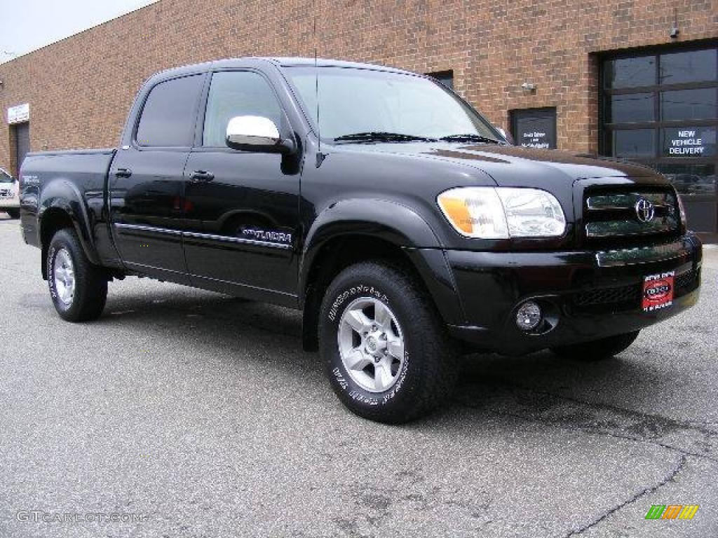 2006 Tundra SR5 Double Cab 4x4 - Black / Taupe photo #1