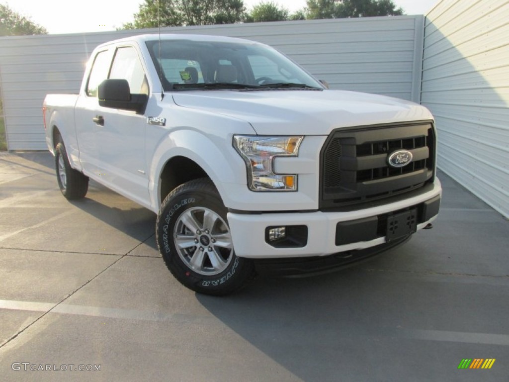 2015 F150 XL SuperCab 4x4 - Oxford White / Medium Earth Gray photo #2