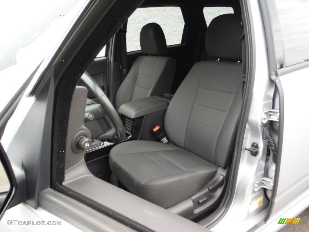 2012 Escape XLT V6 4WD - Ingot Silver Metallic / Charcoal Black photo #16