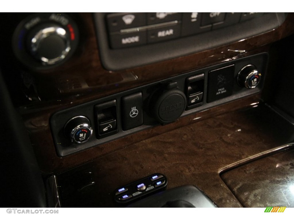 2011 QX 56 4WD - Platinum Graphite / Graphite photo #12