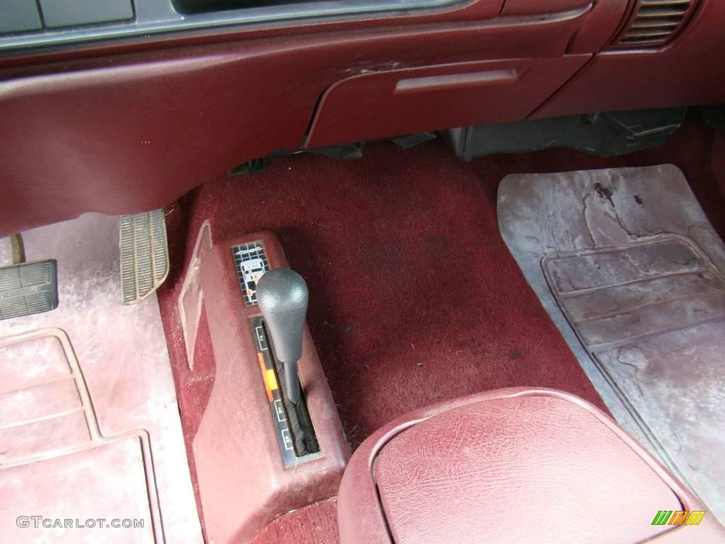 1995 Sierra 1500 SLE Extended Cab 4x4 - Bright Teal Metallic / Burgundy photo #17