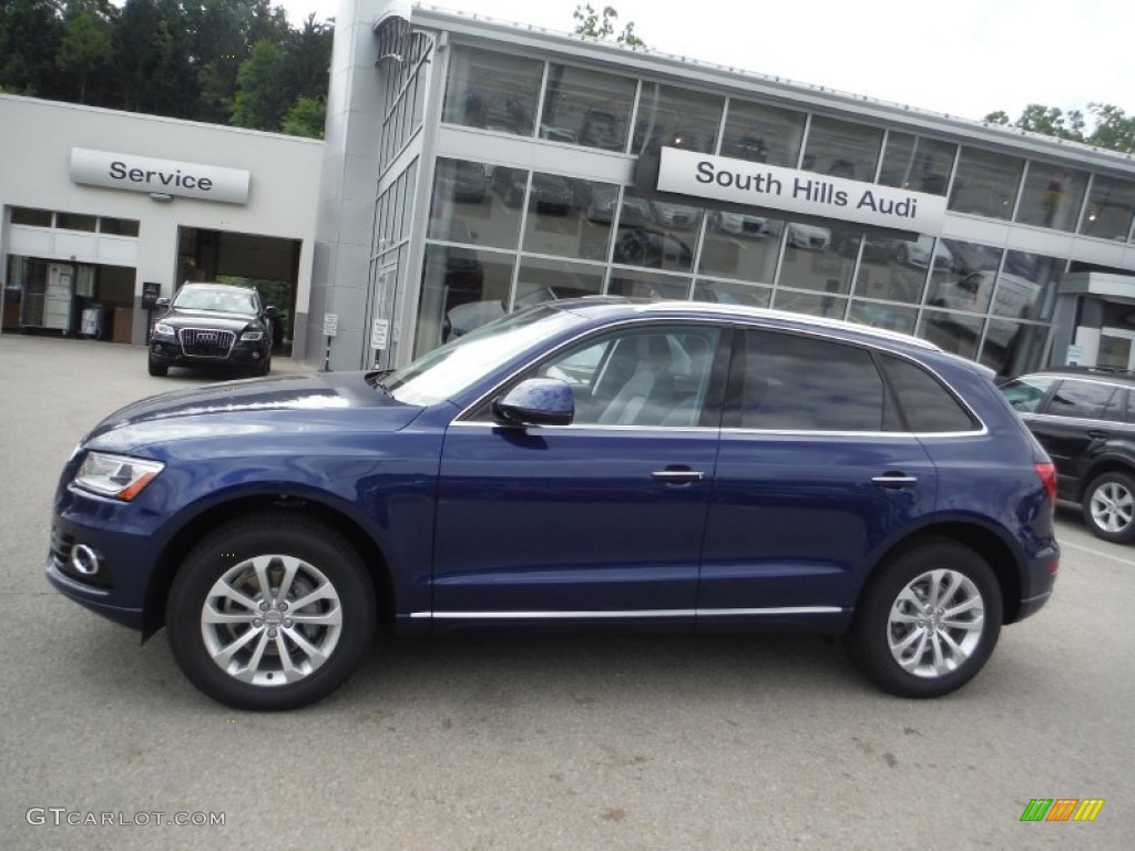 2016 Q5 2.0 TFSI Premium quattro - Scuba Blue Metallic / Titanium Gray photo #2