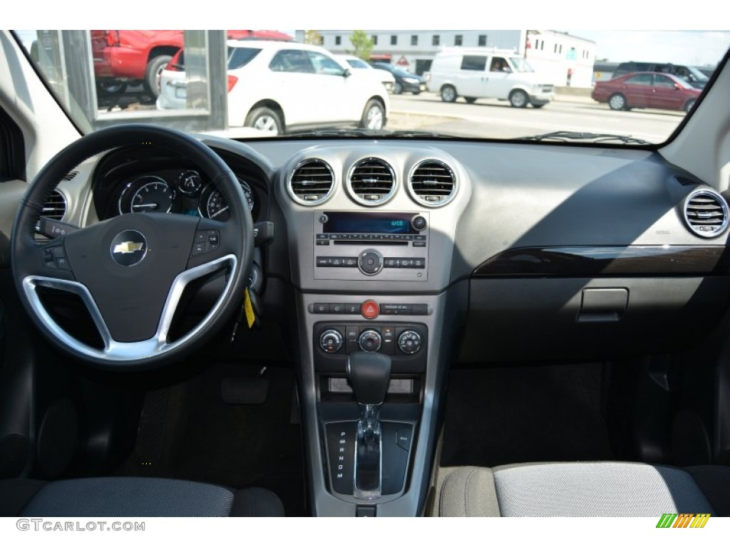 2015 Chevrolet Captiva Sport LS Dashboard Photos