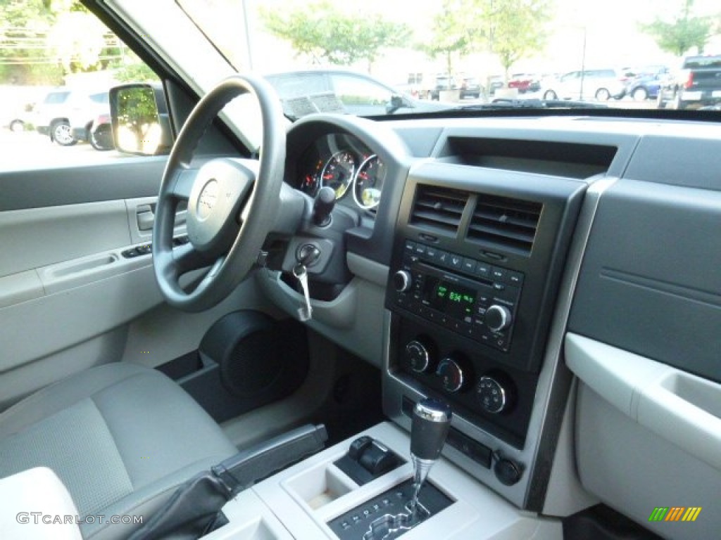 2008 Liberty Sport 4x4 - Modern Blue Pearl / Pastel Slate Gray photo #12