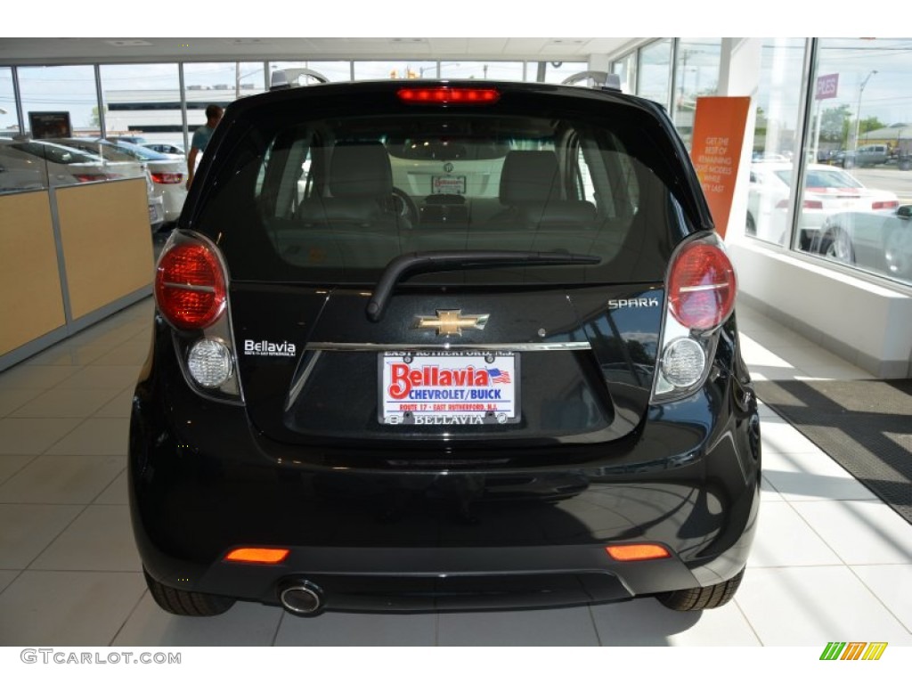 2015 Spark LT - Black / Dark Pewter/Silver photo #5