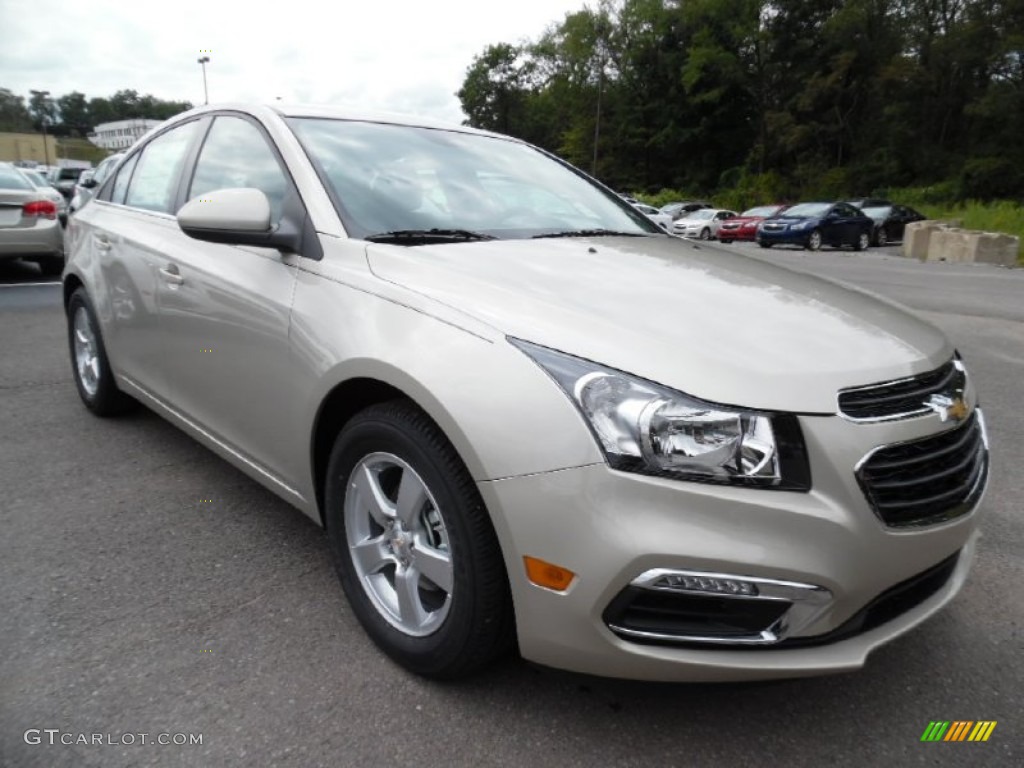 Champagne Silver Metallic 2016 Chevrolet Cruze Limited LT Exterior Photo #106670612