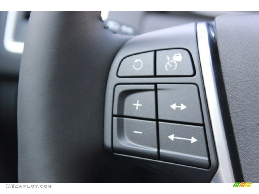 2016 Volvo XC60 T6 Drive-E Controls Photo #106672164