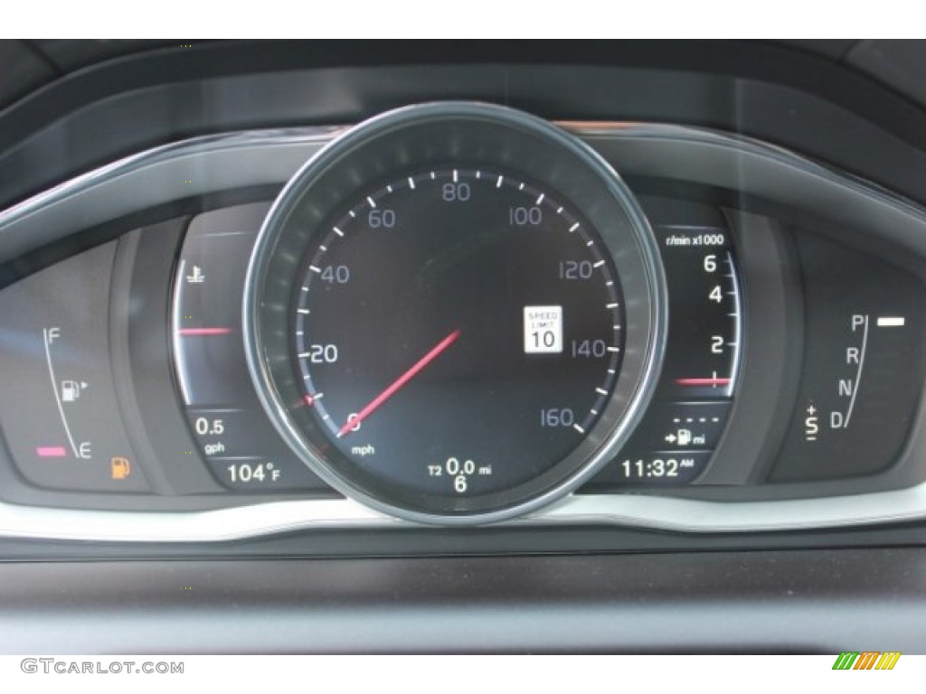 2016 Volvo XC60 T6 Drive-E Gauges Photo #106672523