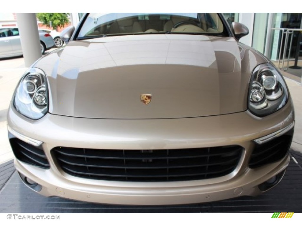 2016 Cayenne  - Palladium Metallic / Luxor Beige photo #2
