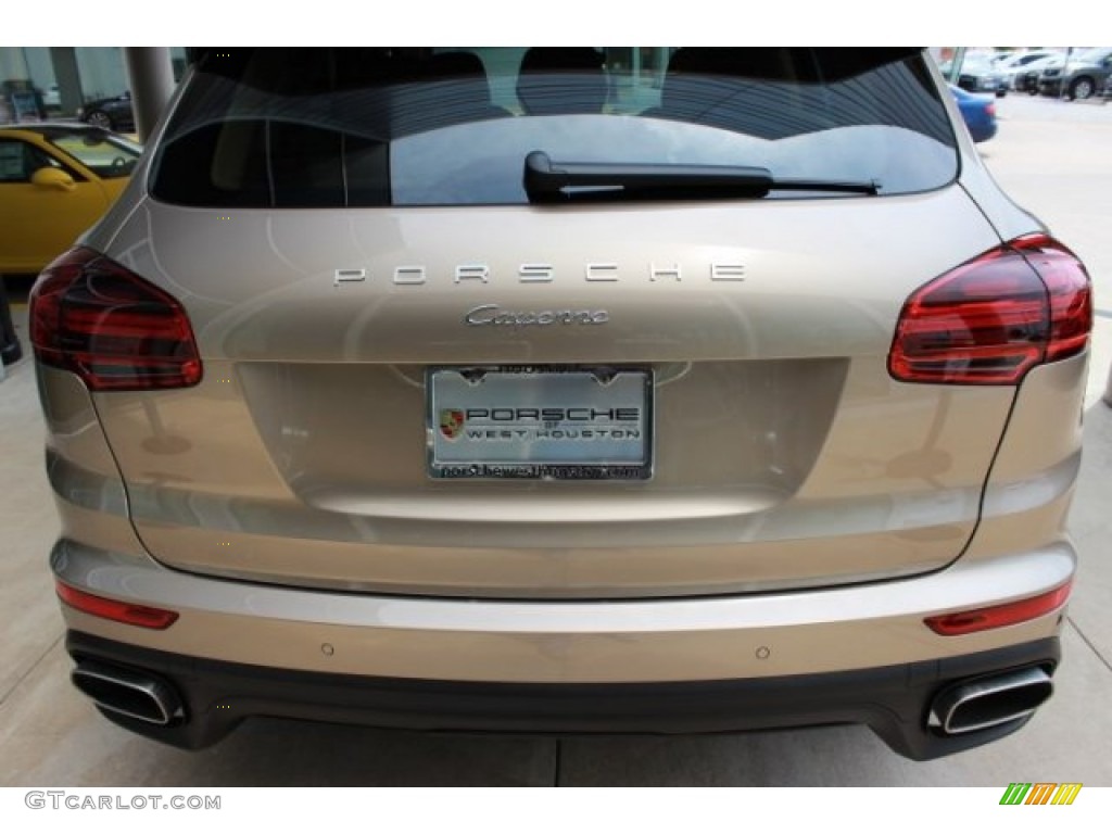 2016 Cayenne  - Palladium Metallic / Luxor Beige photo #7