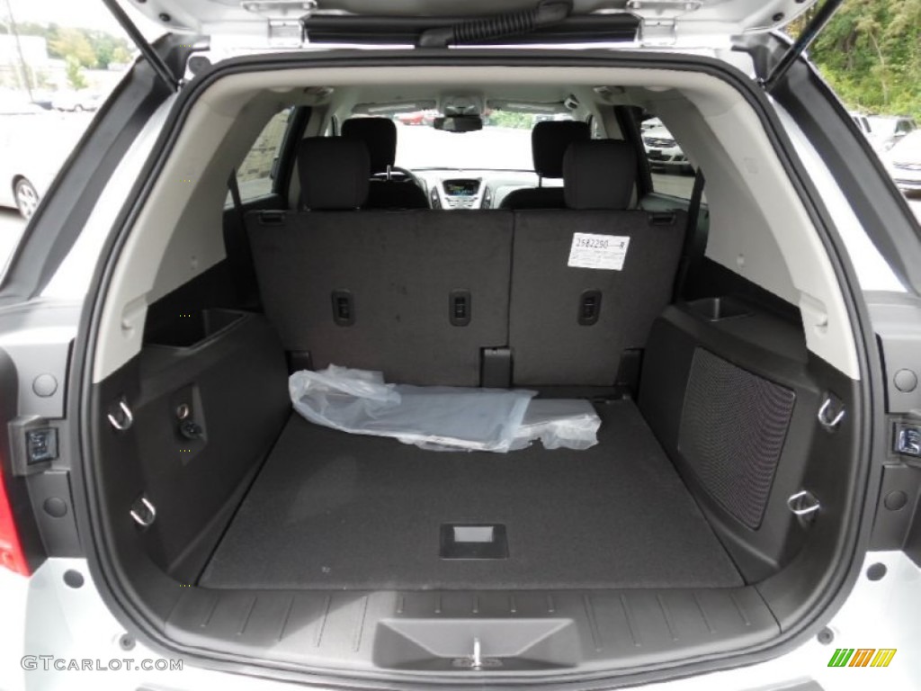 2016 Chevrolet Equinox LT AWD Trunk Photos