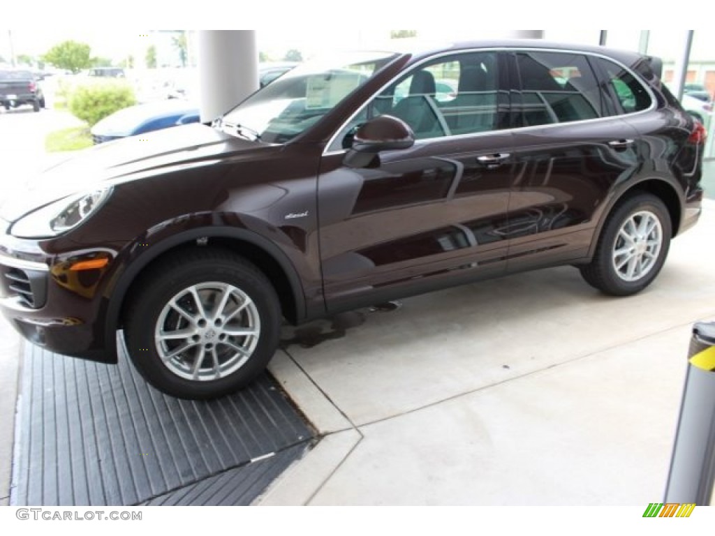 Mahogany Metallic 2016 Porsche Cayenne Standard Cayenne Model Exterior Photo #106674119