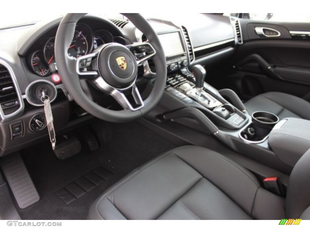 Black Interior 2016 Porsche Cayenne Standard Cayenne Model Photo #106674455