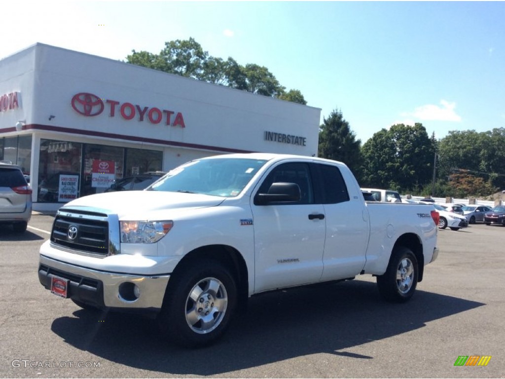 Super White Toyota Tundra