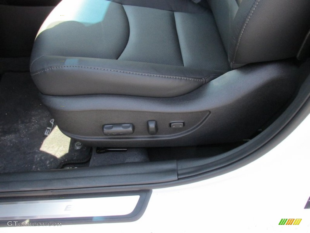 2016 Elantra Limited - White / Black photo #24