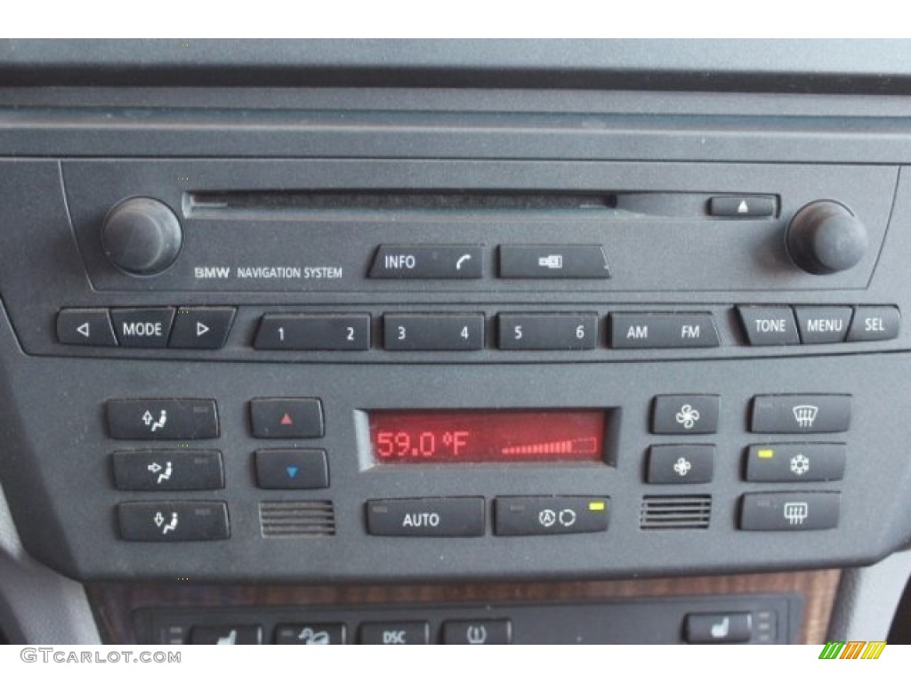 2004 BMW X3 3.0i Audio System Photos