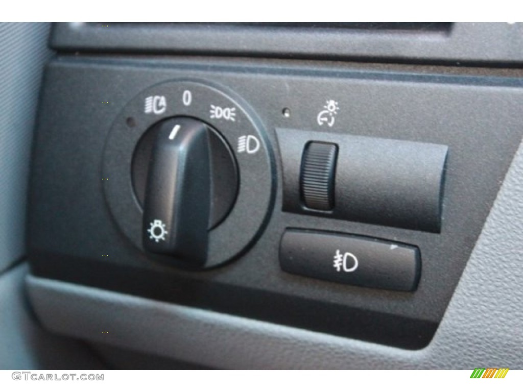 2004 X3 3.0i - Silver Grey Metallic / Grey photo #27