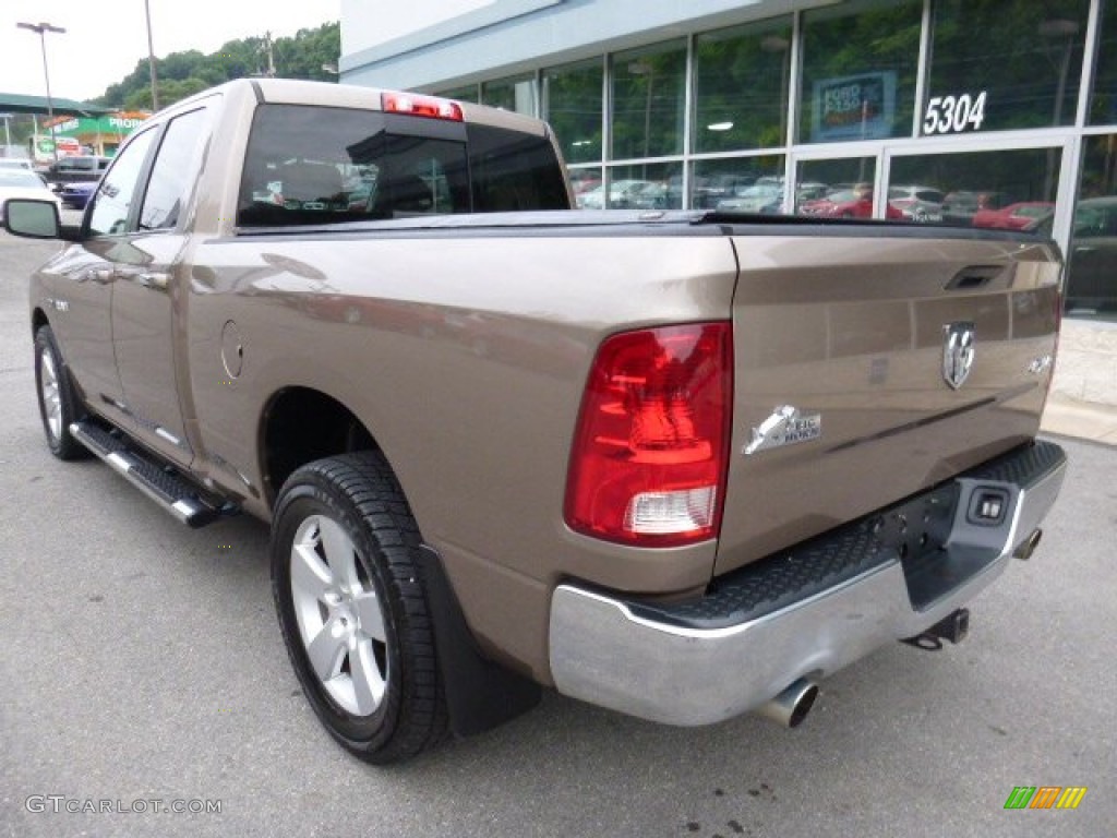 2010 Ram 1500 Big Horn Quad Cab 4x4 - Austin Tan Pearl / Light Pebble Beige/Bark Brown photo #8