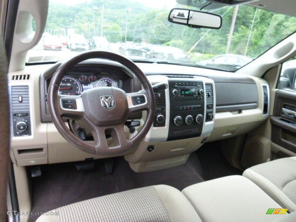 2010 Ram 1500 Big Horn Quad Cab 4x4 - Austin Tan Pearl / Light Pebble Beige/Bark Brown photo #17