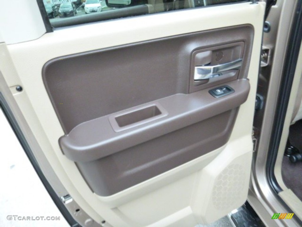 2010 Ram 1500 Big Horn Quad Cab 4x4 - Austin Tan Pearl / Light Pebble Beige/Bark Brown photo #18