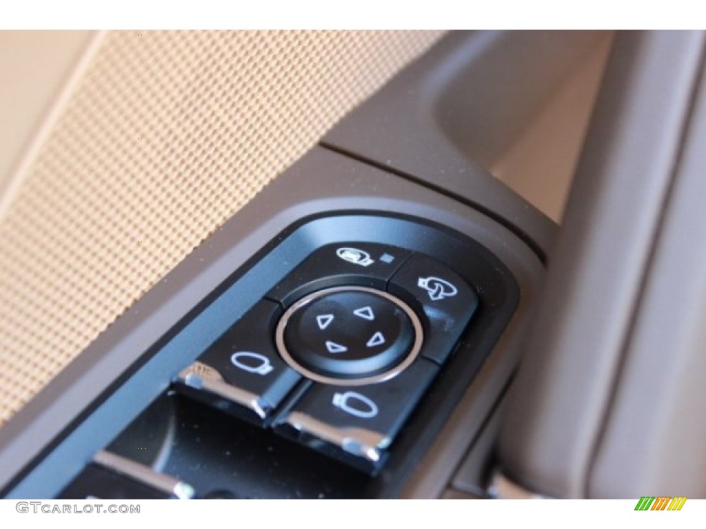 2016 Porsche Cayenne Turbo S Controls Photo #106702606