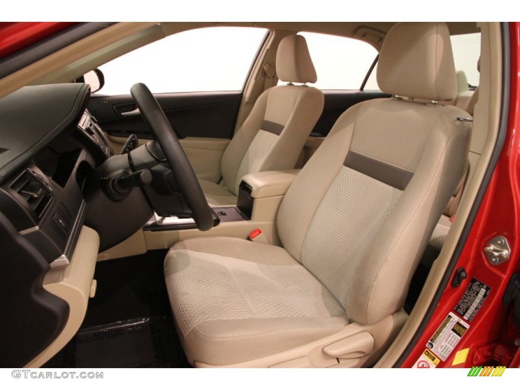 Ivory Interior 2014 Toyota Camry SE Photo #106702642
