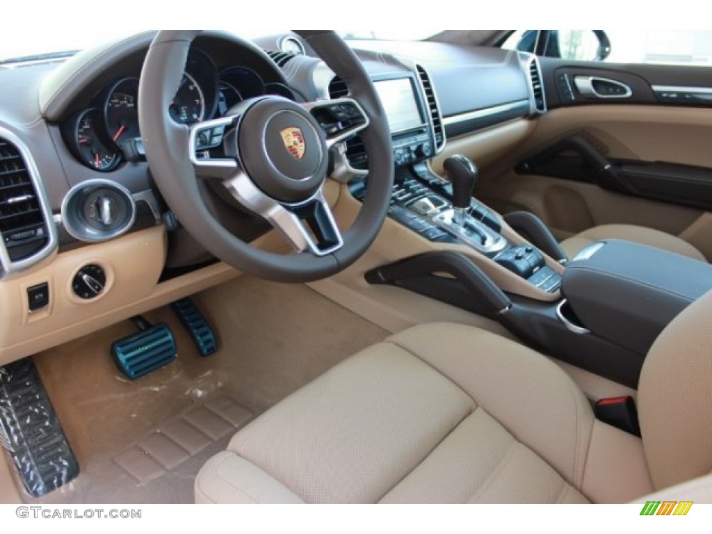 Saddle Brown/Luxor Beige Interior 2016 Porsche Cayenne Turbo S Photo #106702696