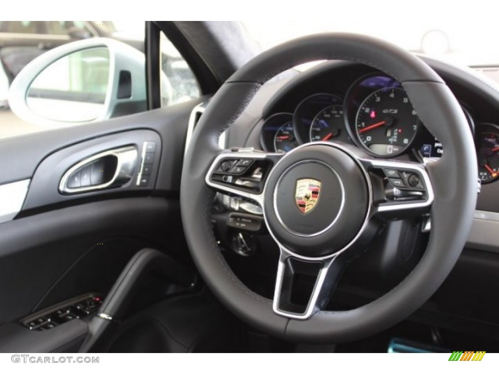 2016 Porsche Cayenne GTS Steering Wheel Photos