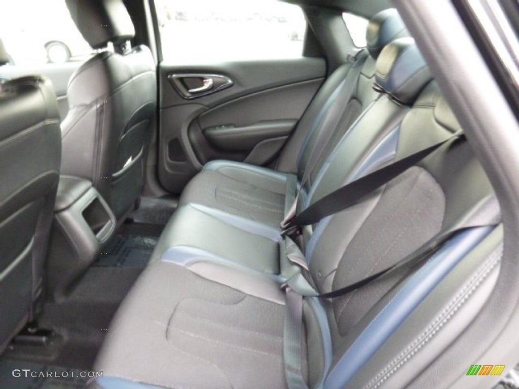 Black Interior 2016 Chrysler 200 S Photo #106705090