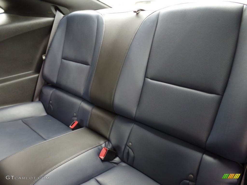 2014 Chevrolet Camaro LT/RS Coupe Rear Seat Photos
