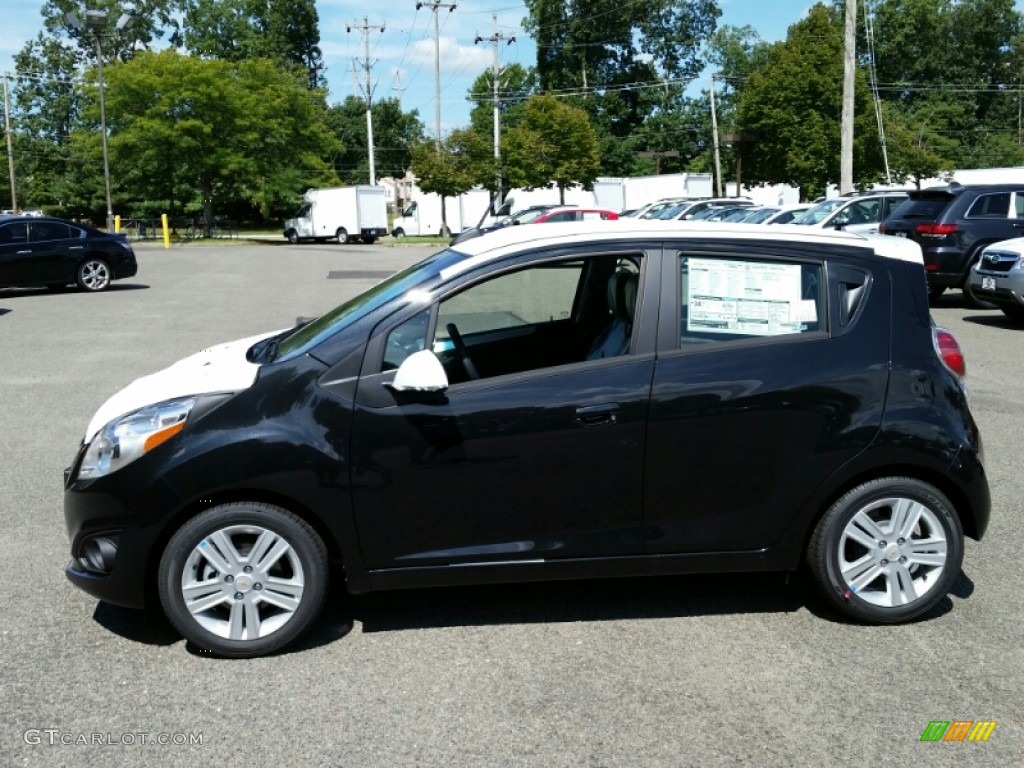 2015 Spark LS - Black / Silver/Silver photo #3