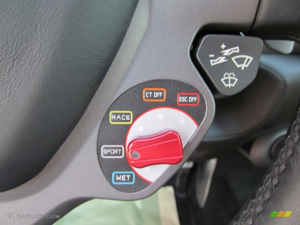 2014 Ferrari 458 Italia Controls Photo #106710709