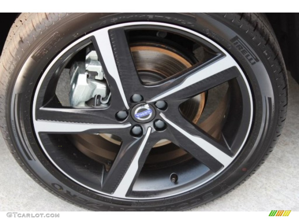 2016 Volvo XC60 T6 AWD R-Design Wheel Photos