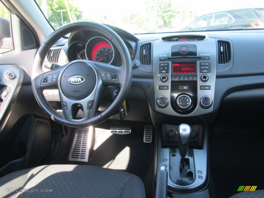 2010 Forte SX - Titanium / Black Sport photo #16
